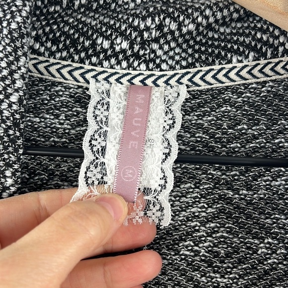 Mauve Black White Open Front Ruched Sleeve Cardigan Sweater Womens Size M - Picture 3 of 7